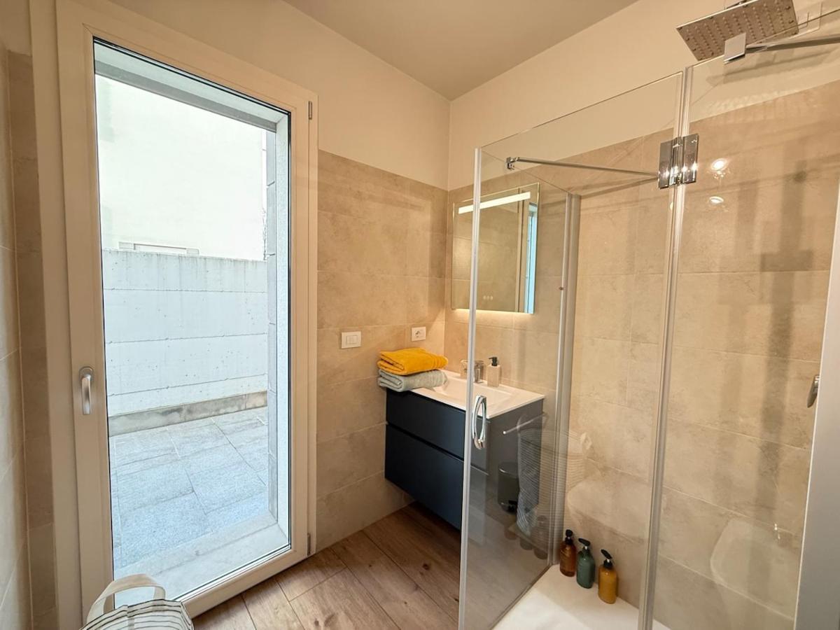 In Citta Con Giardino E Piscina Privati Apartament *